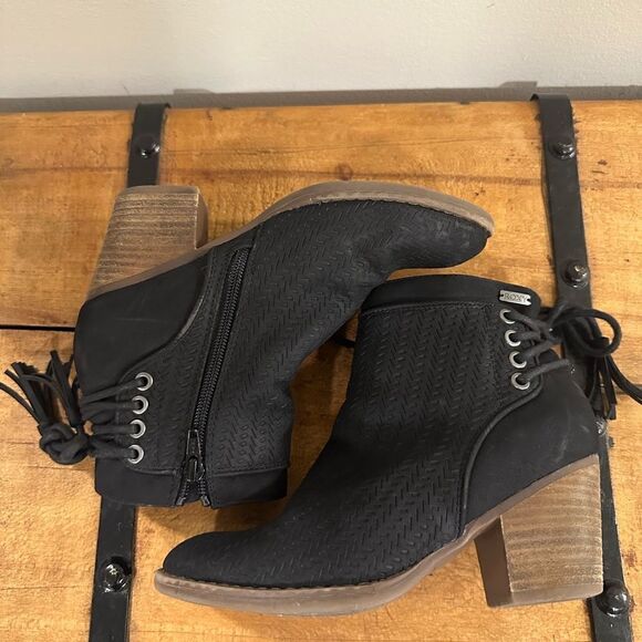 ROXY | Black Devon Heel Ankle Boot size 6 - Picture 2 of 7